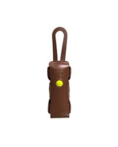 Satchel made of one piece of leather to transport a petanque triplette, a jack and a cloth